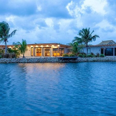 Seabird Luxury Dwellings Villa Placencia Ngoại thất bức ảnh