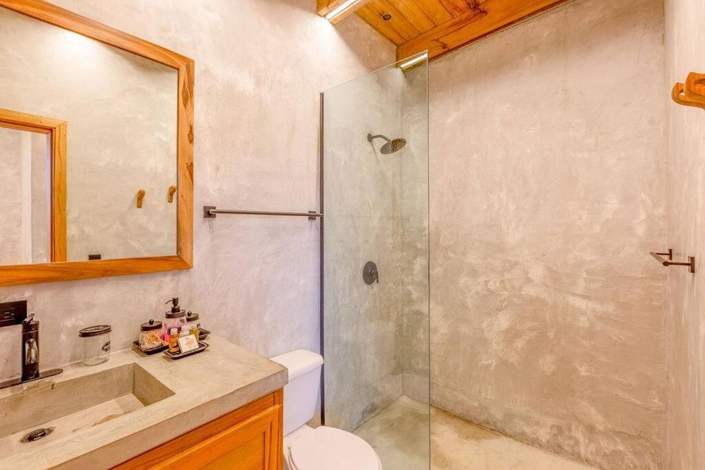 Seabird Luxury Dwellings Villa Placencia Ngoại thất bức ảnh